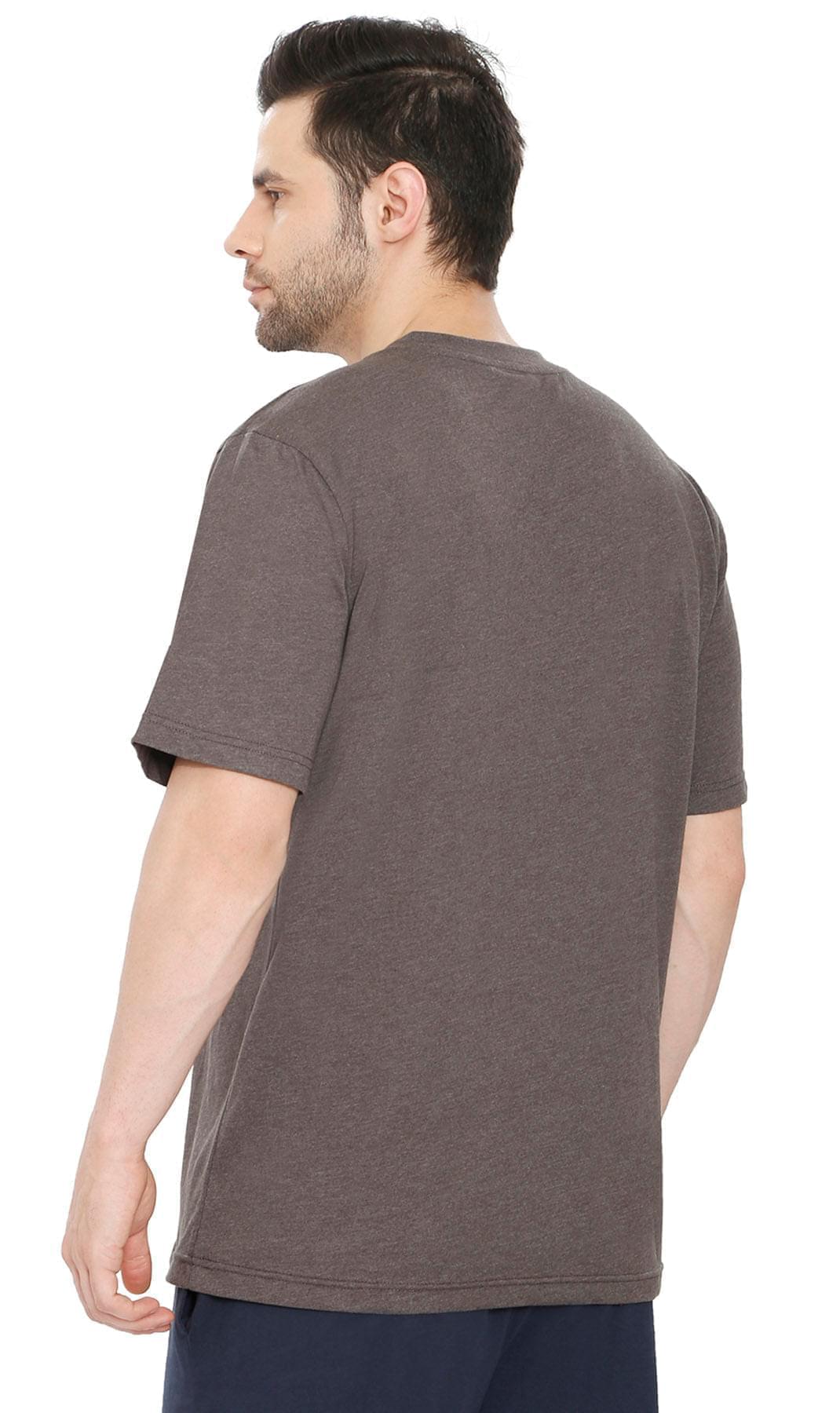 Men’s Short Sleeve Relaxed Fit V-Neck T-Shirt in Cotton Blend with Pocket